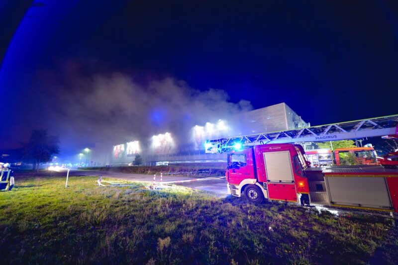 Rookontwikkeling via gevels brand parkeergarage | ExcelAir Projects B.V.