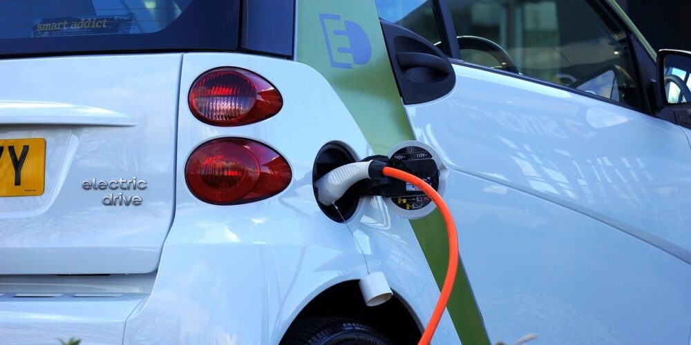 Laden electrische auto | ExcelAir Projects B.V.