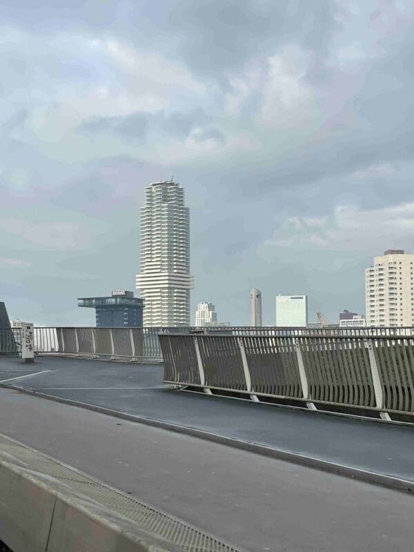 Cooltoren vanaf de erasmusbrug | ExcelAir Projects B.V.